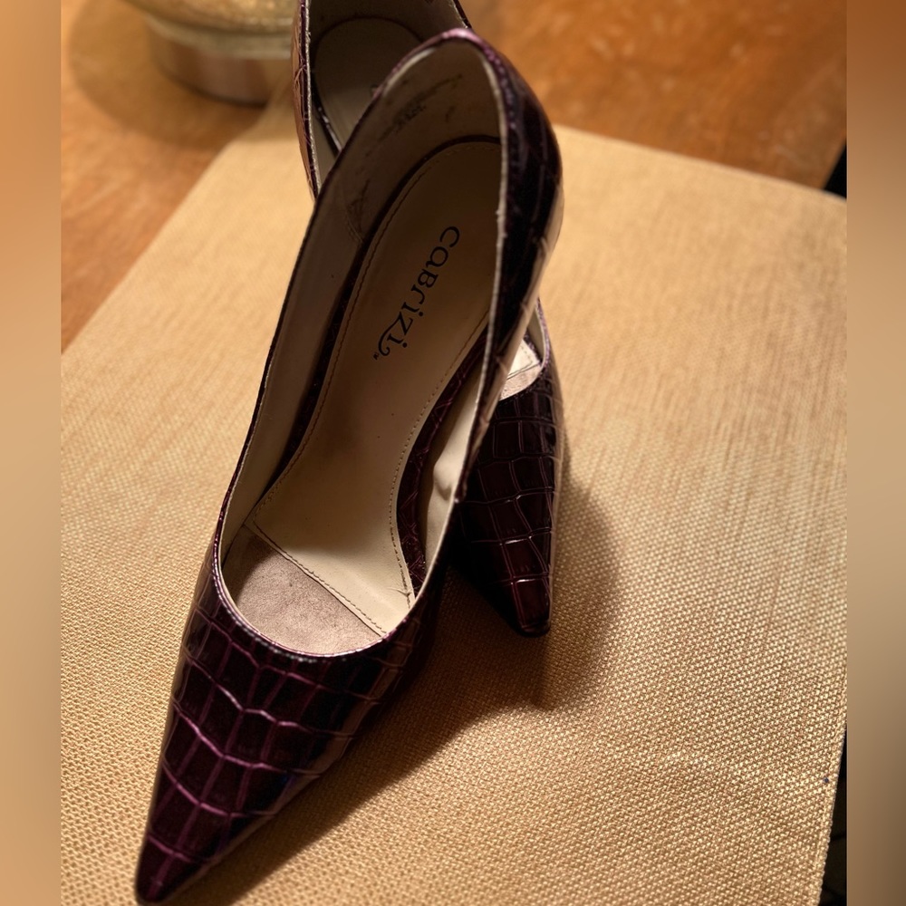 Purple Pumps - Picture 2 of 4
